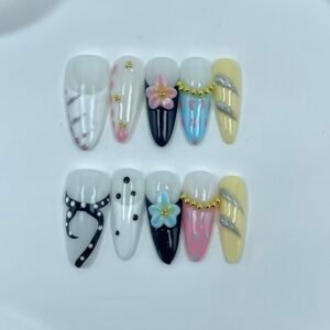 Elegant Floral Colorful Press - On Nails With Gold Accents