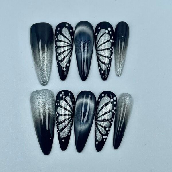 Stylish Black Silver Gradient Butterfly Press - On Nails